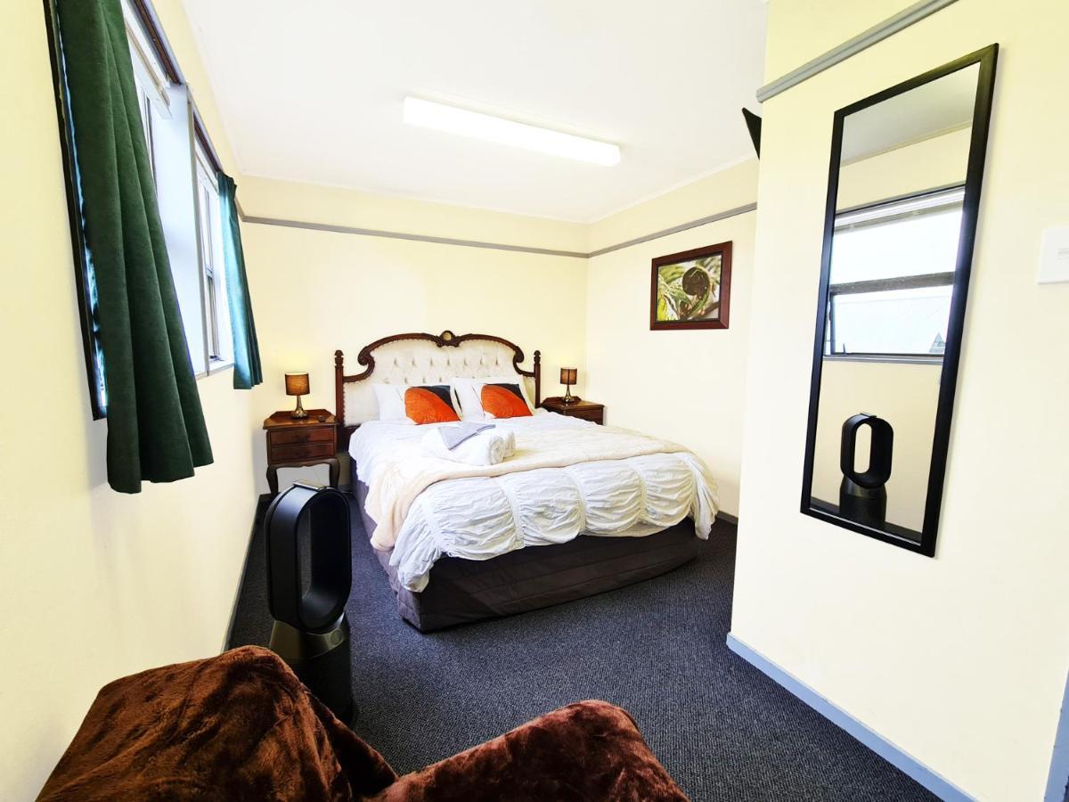 Rarakau Lodge Tuatapere 외부 사진