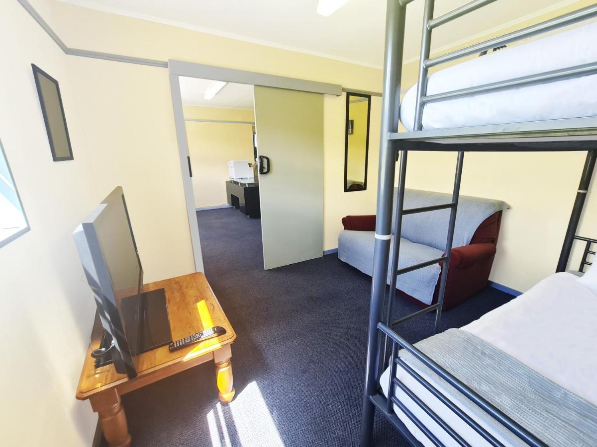 Rarakau Lodge Tuatapere 외부 사진
